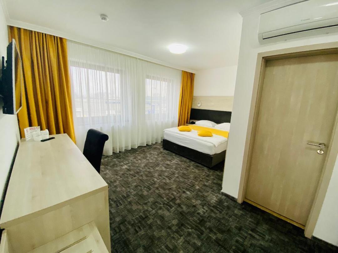 Hotel Bliss Ρόμαν Εξωτερικό φωτογραφία